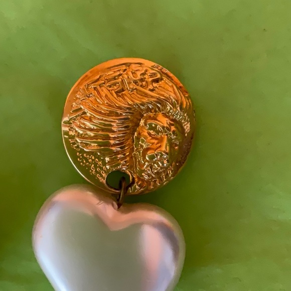 NEW! VERSUS Gianni Versace Large Clip On Earrings - Picture 2 of 5